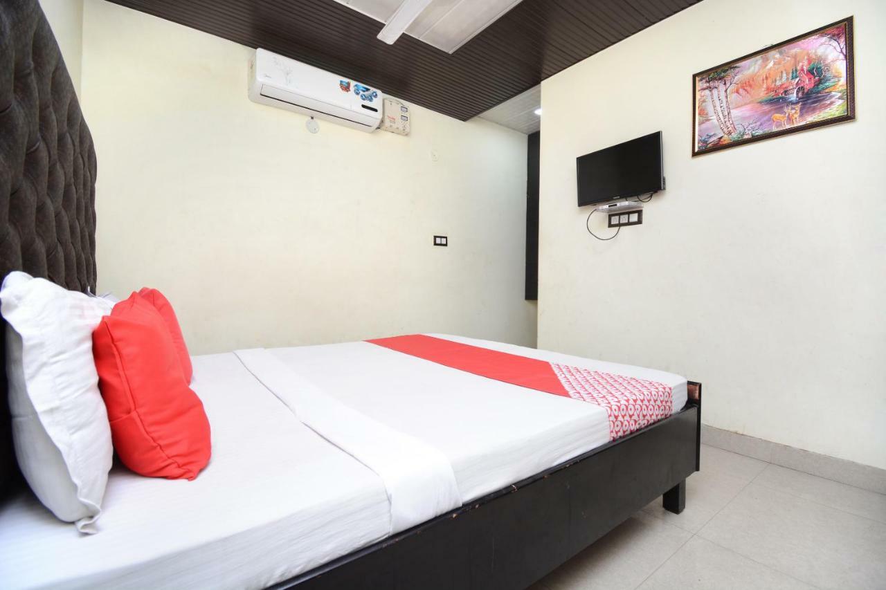 Oyo 29409 Hotel Best Sleep Inn جالاندار المظهر الخارجي الصورة