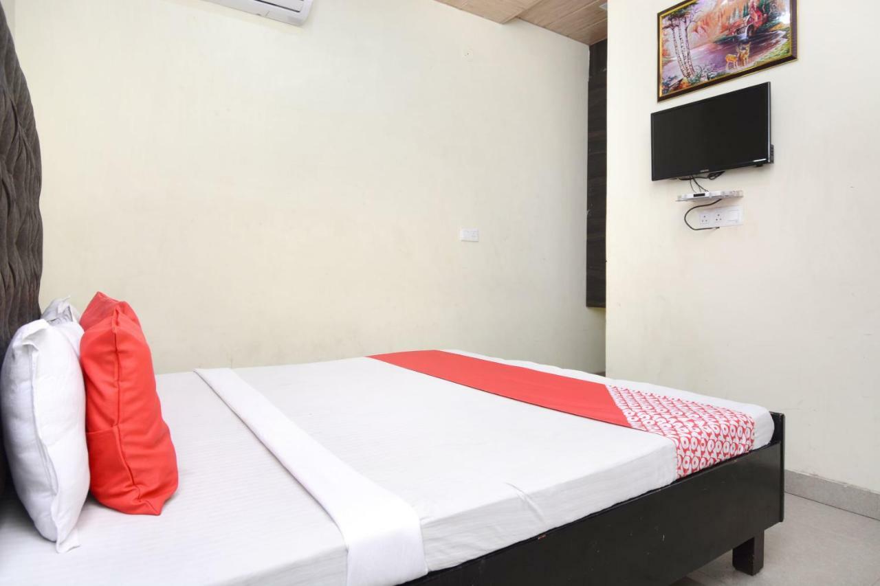 Oyo 29409 Hotel Best Sleep Inn جالاندار المظهر الخارجي الصورة