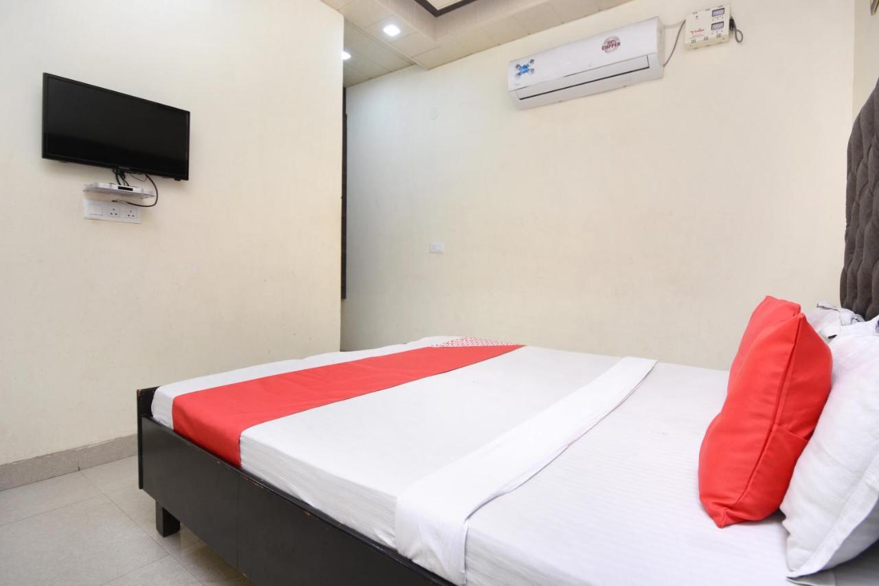 Oyo 29409 Hotel Best Sleep Inn جالاندار المظهر الخارجي الصورة